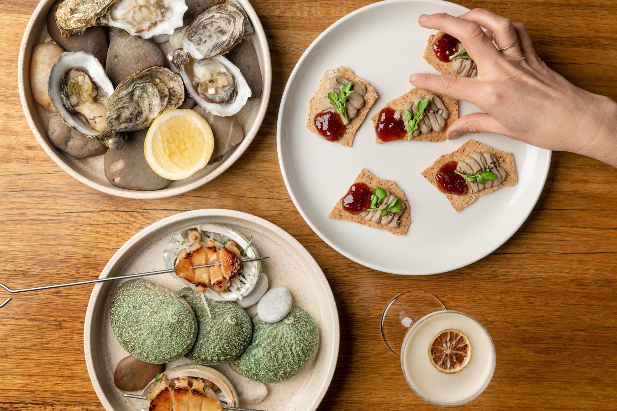 Peppers Silo Hotel Launceston Luaran gambar Oysters and other seafood