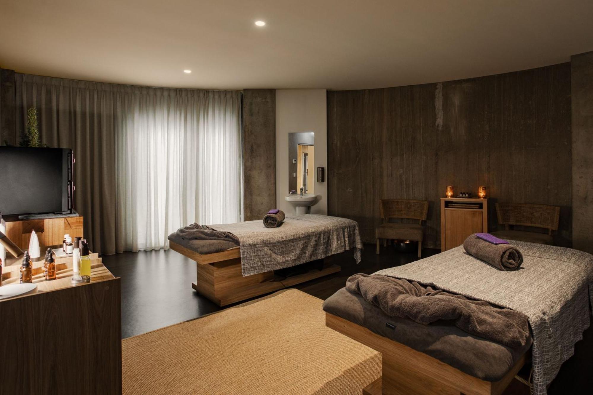 Peppers Silo Hotel Launceston Luaran gambar A treatment room at the spa