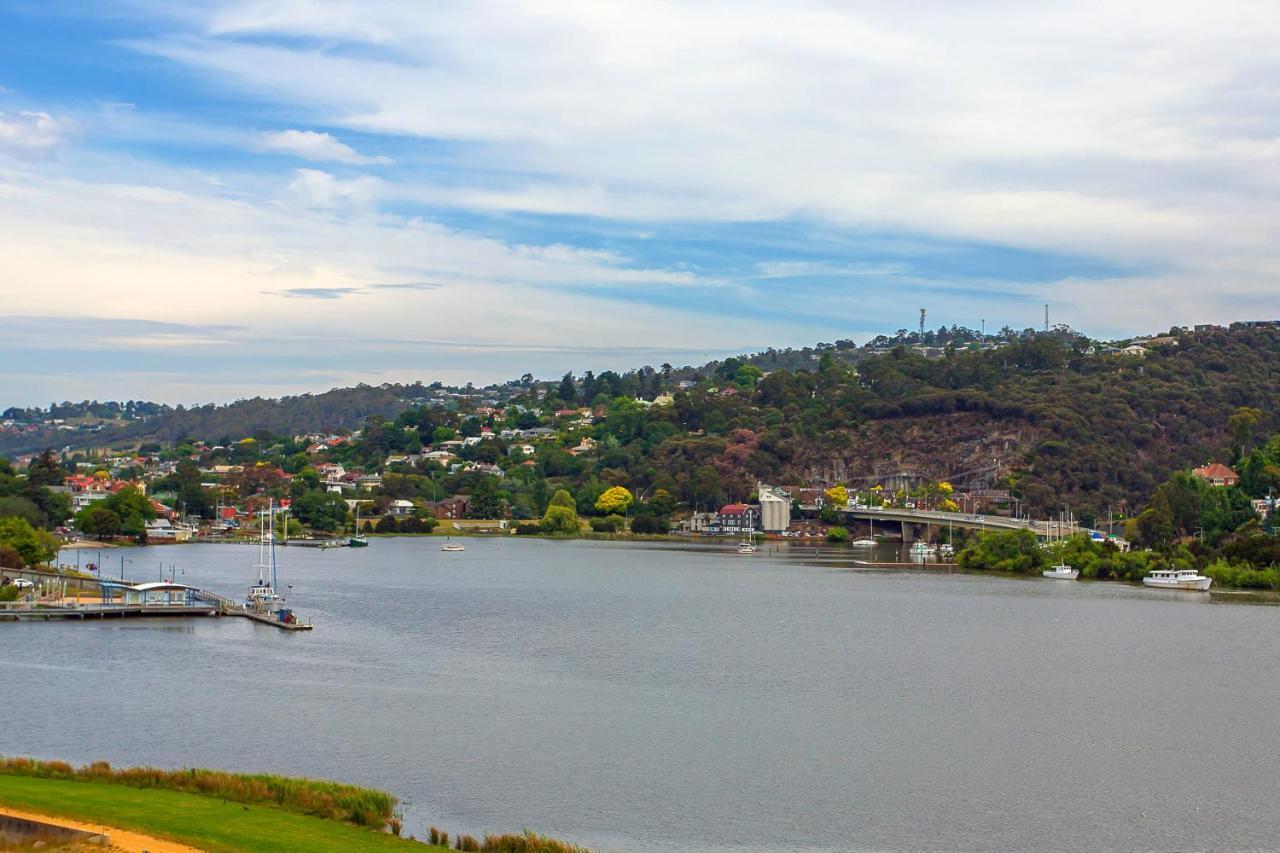 Peppers Silo Hotel Launceston Bilik gambar View of the Swan River from the Perth Hills